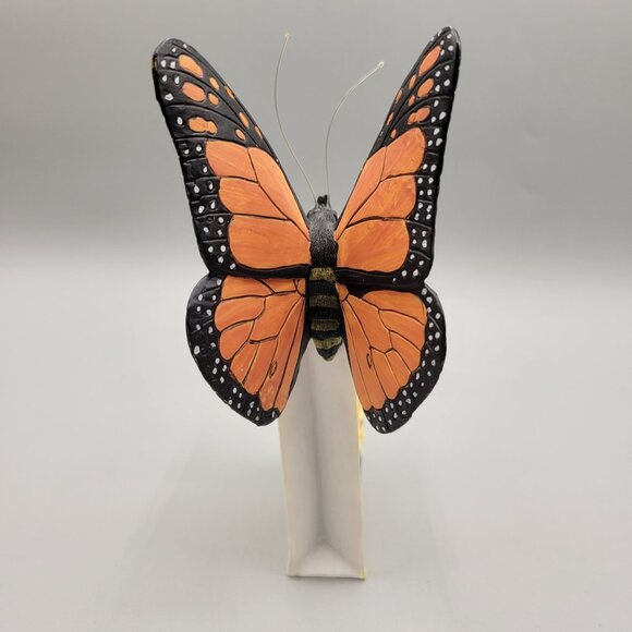 Charming Tails Butterfly Smelling Zinnias Figurine 89/606 Seed Packet - Picture 6 of 10